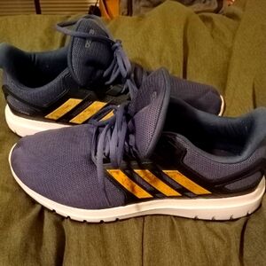 Adidas cloud foam shoes size 11.5 for men